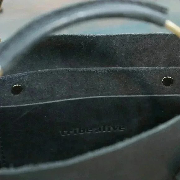 Black Tribe Alive Nubuck Leather Minimalist Chic Simple Purse Mini Bag Handbag - Picture 7 of 10
